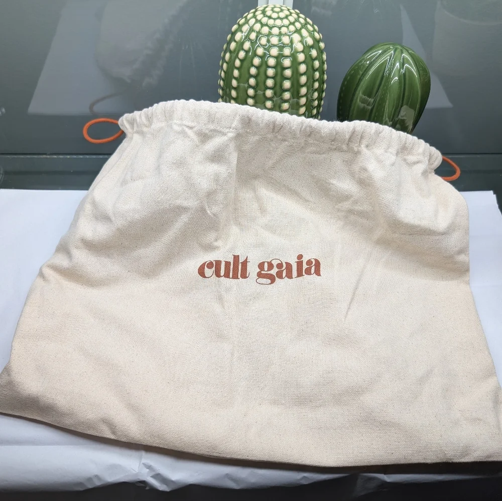 Cult Gaia NWT Ivory Gia Shoulder Bag - Picture 8 of 8